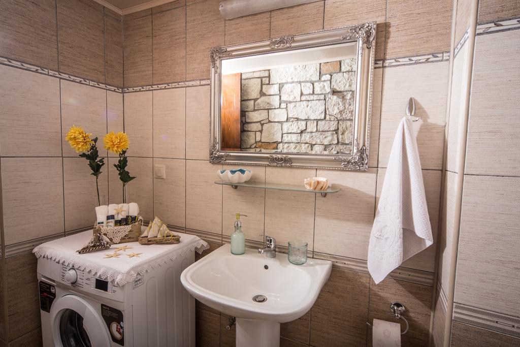 Villa Galanthus Listaros Exterior photo